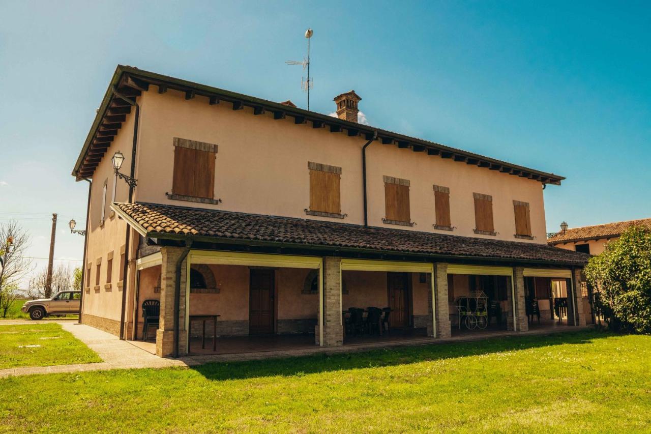Agriturismo Garzole Castelfranco Emilia Exterior foto