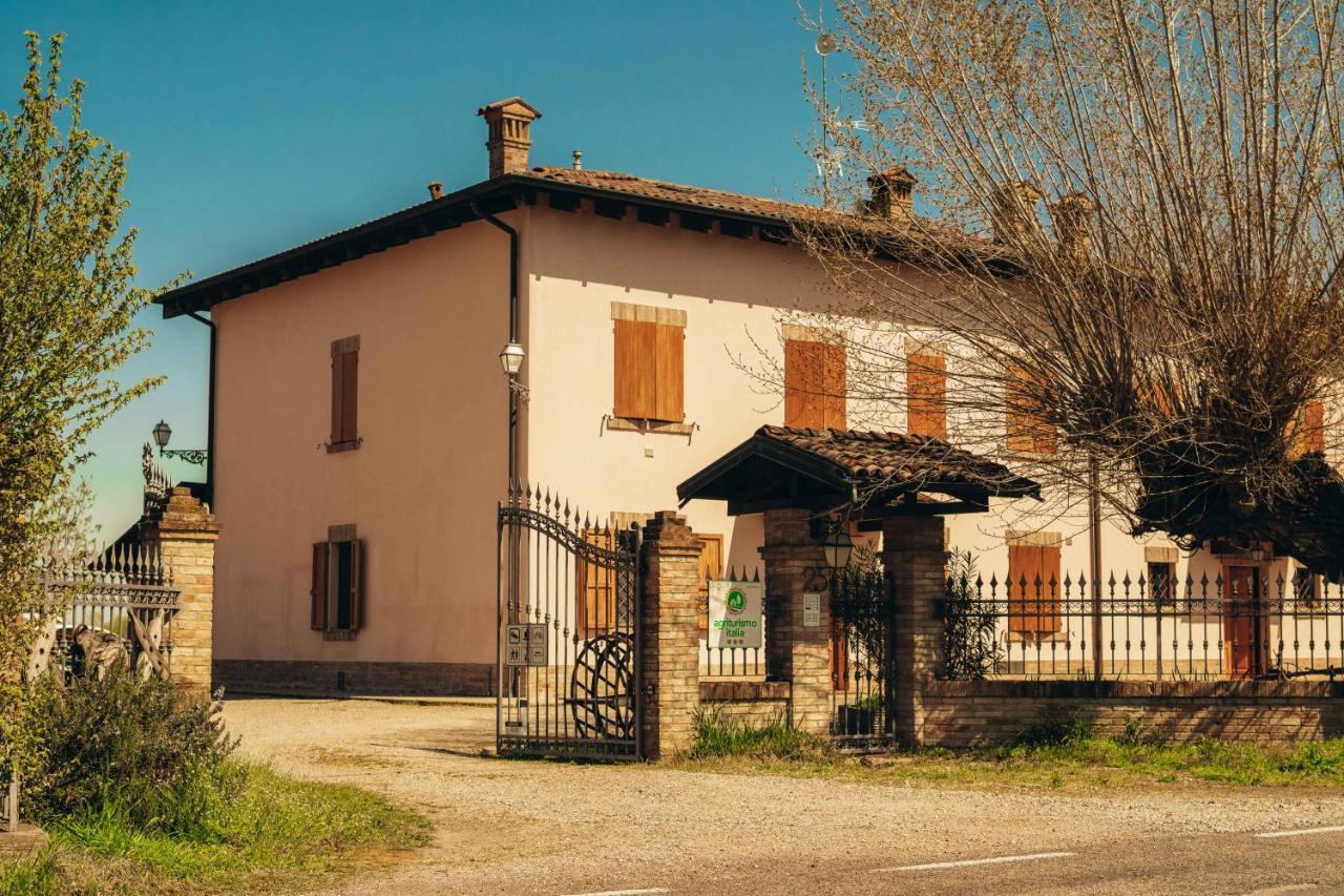 Agriturismo Garzole Castelfranco Emilia Exterior foto